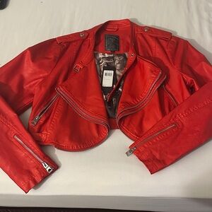 Guess Cropped fitted jacket